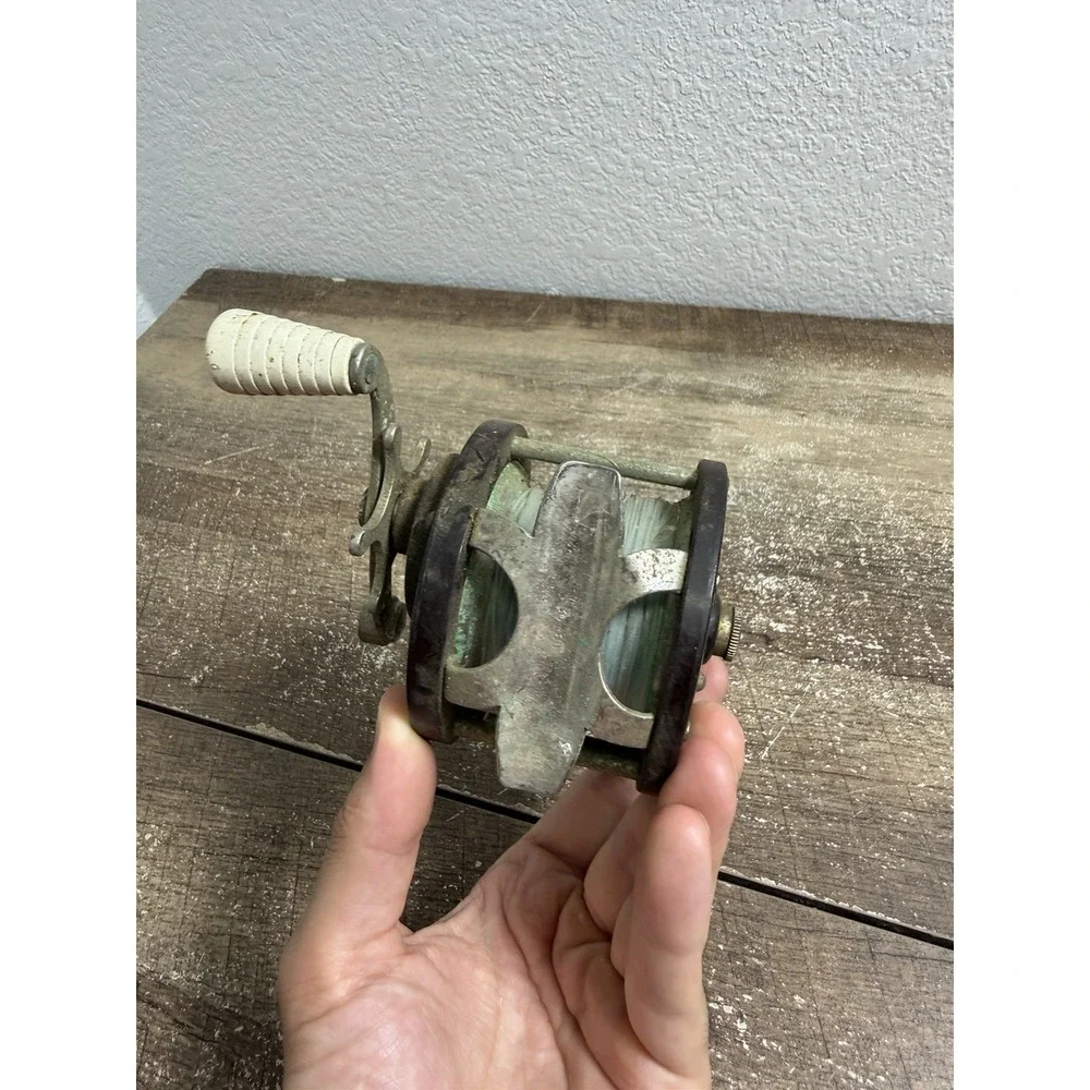 Penny Sue vintage penn
